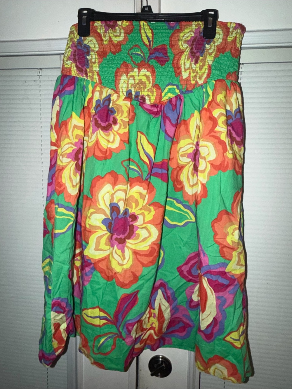 Gianni Bini Green Floral A-Line Midi Skirt with Multicolor Blooms